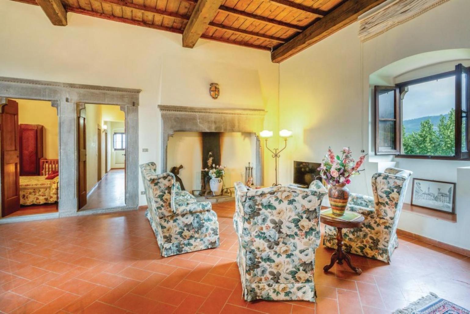 Villa Il Castello Ortignano Raggiolo Kültér fotó