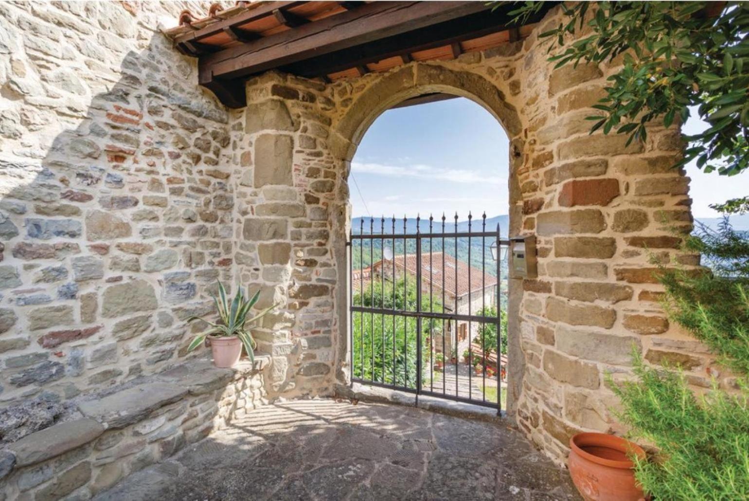 Villa Il Castello Ortignano Raggiolo Kültér fotó