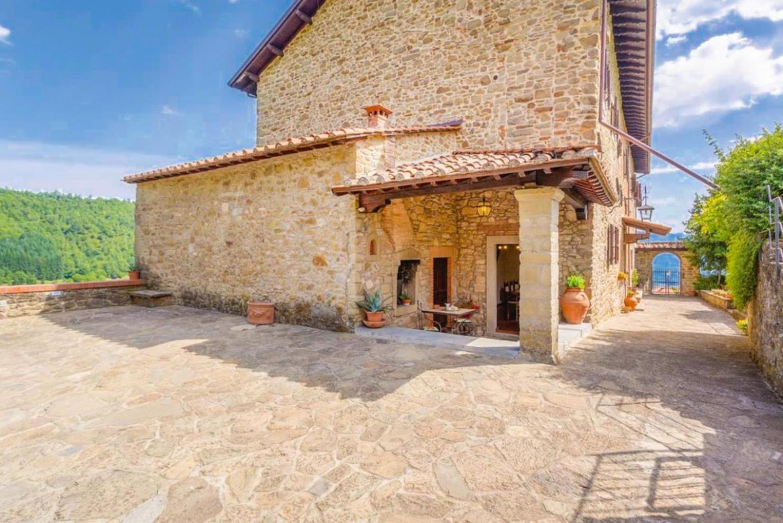 Villa Il Castello Ortignano Raggiolo Kültér fotó